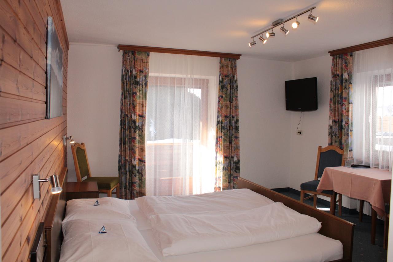 Hotel Valisera Galtur Bagian luar foto